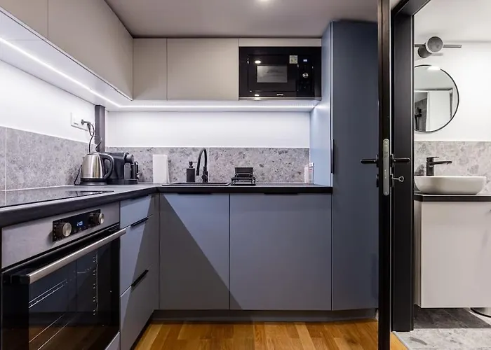 Nescaflat 3in1 Third شقة *